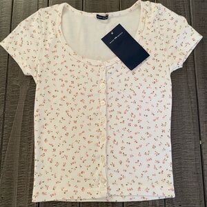 NWT Brandy Melville Floral Tee